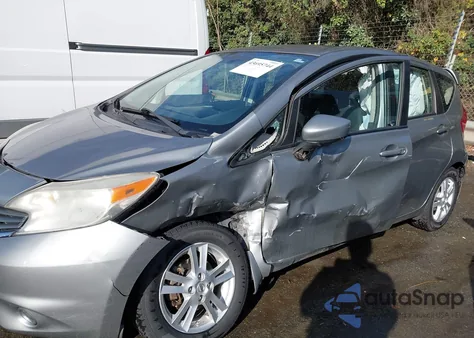 2015 Nissan Versa Note Sv z USA, uszkodzony, nr VIN 3N1CE2CP0FL428961
